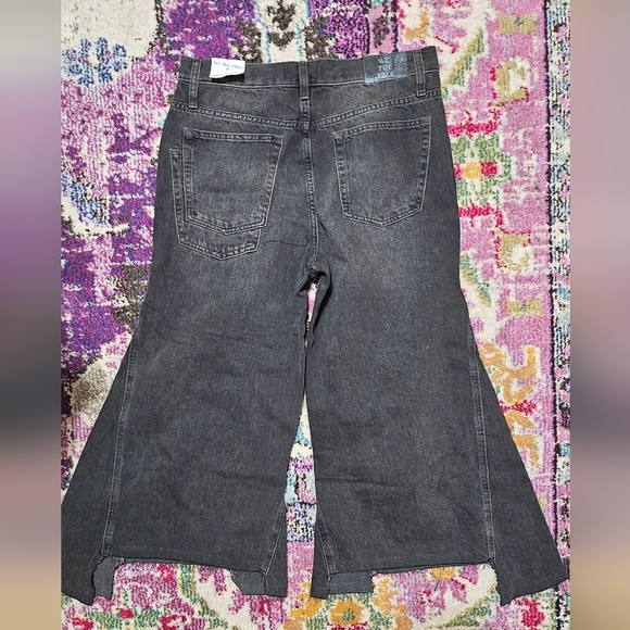 NWOT We The Free - Ripple Wide-Leg Crop Jeans - Picture 5 of 6